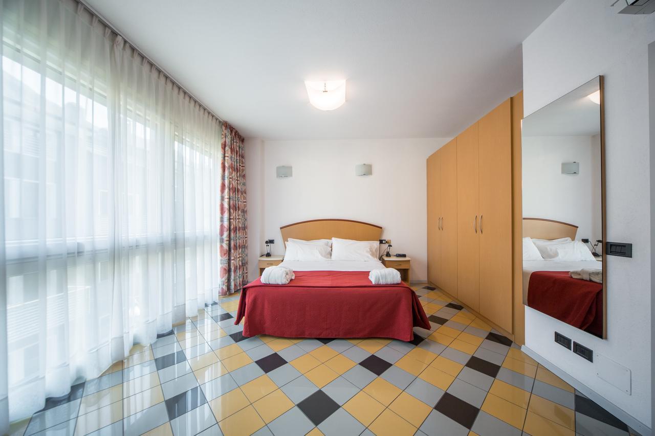 Piazzi House Aparthotel Sondrio Exterior foto