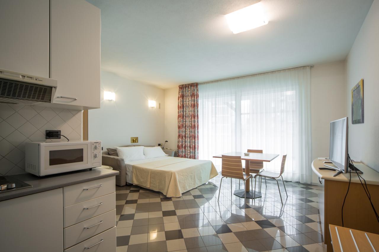 Piazzi House Aparthotel Sondrio Exterior foto