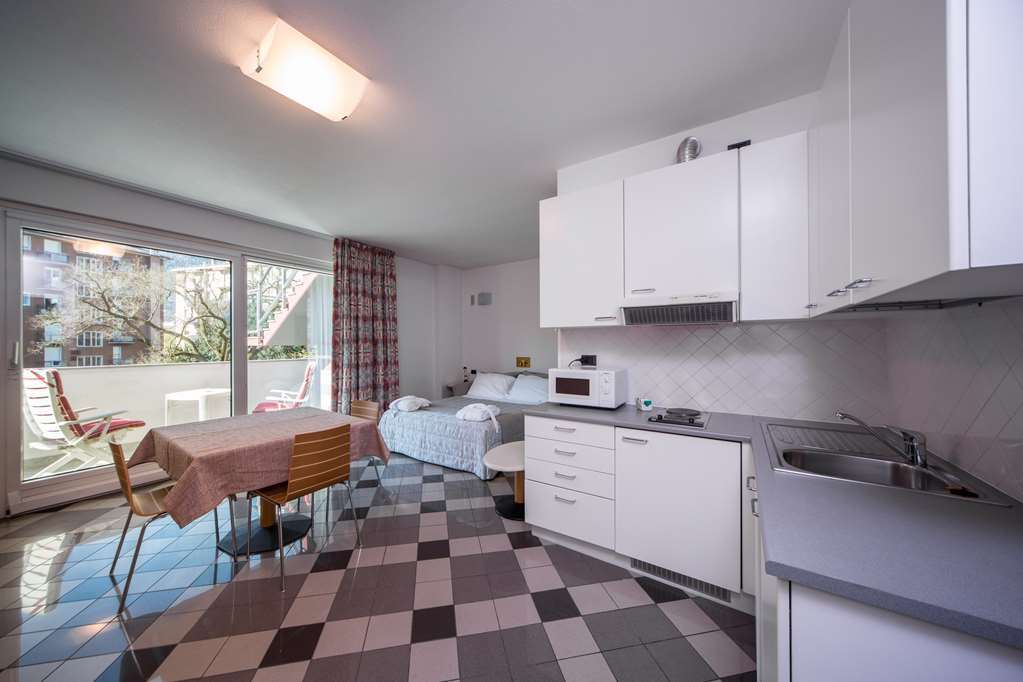 Piazzi House Aparthotel Sondrio Quarto foto
